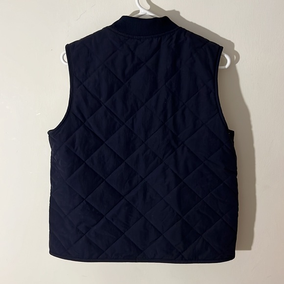 North Face Vest (adult medium but runs small, a smedium)! Perfect for layering! - Picture 2 of 5